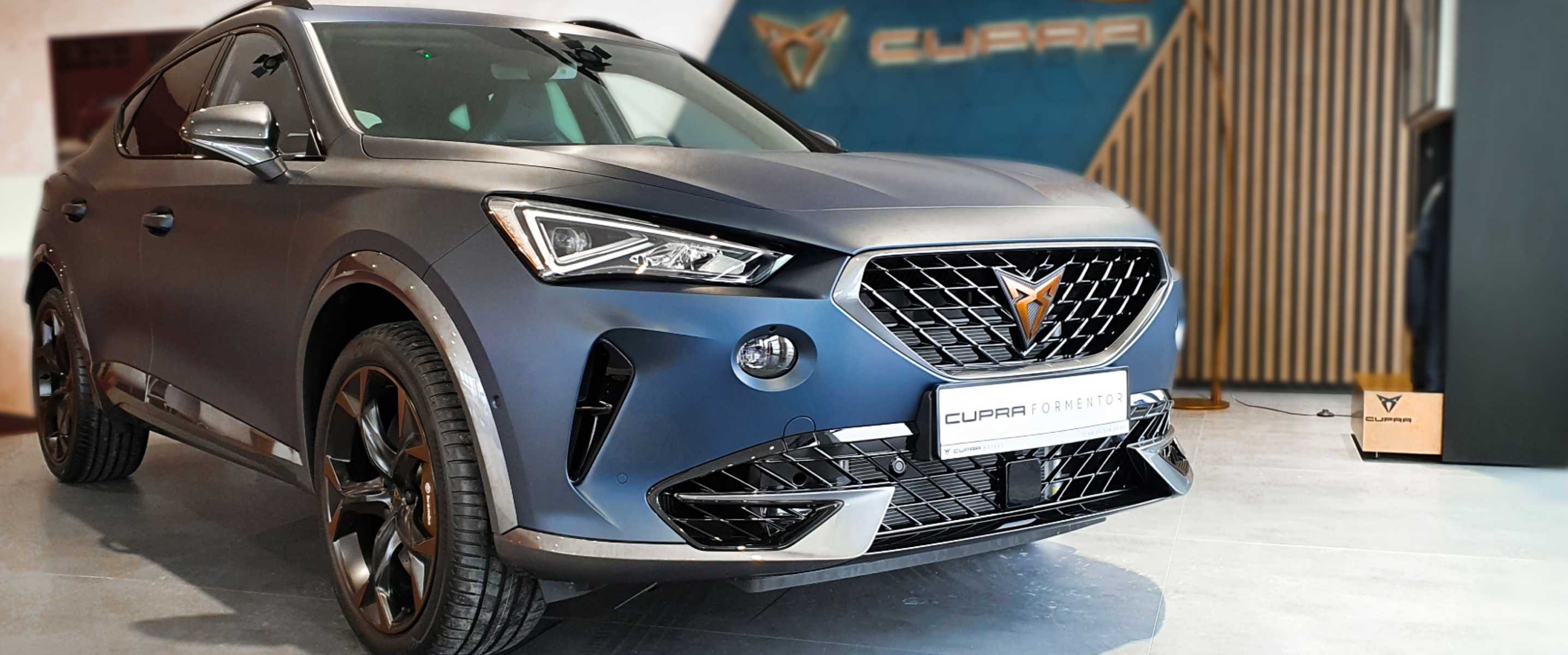  CUPRA Formentor w salonie CUPRA w Łodzi