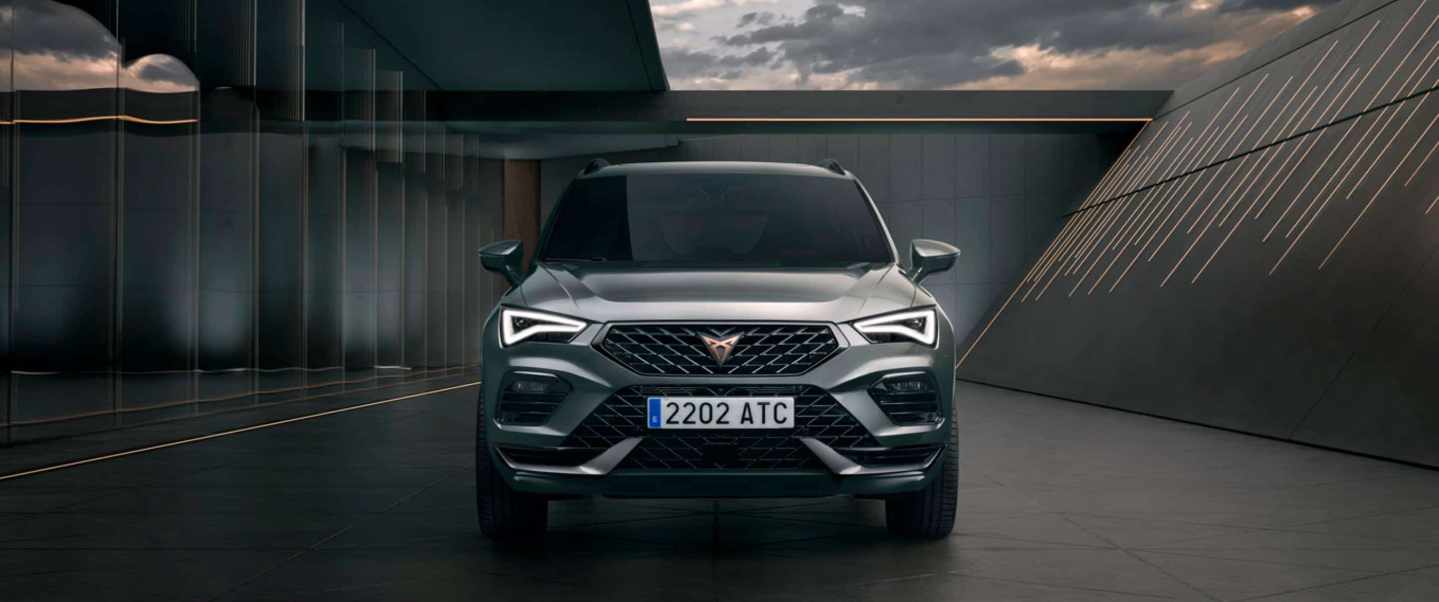  Jedyny w swojej klasie szary SUV Cupra Ateca w salonie CUPRA Szczecin