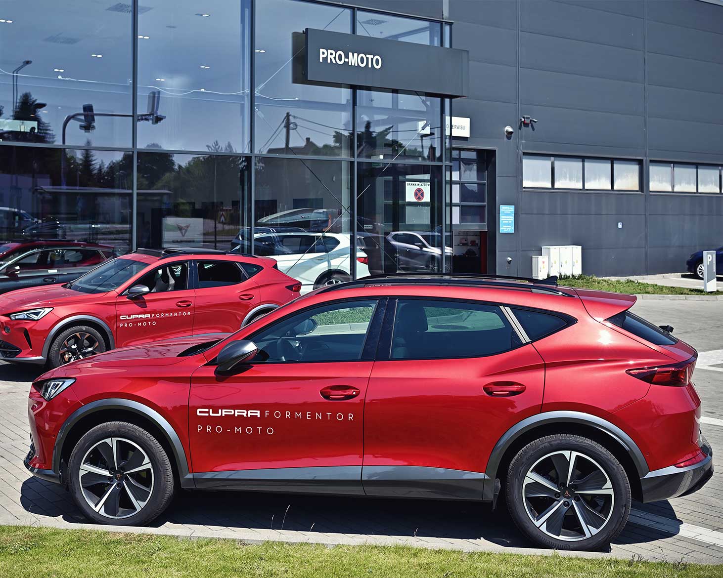Salon CUPRA PRO MOTO w Katowicach wraz z najnowszymi modelami sportowych samochodów CUPRA Formentor