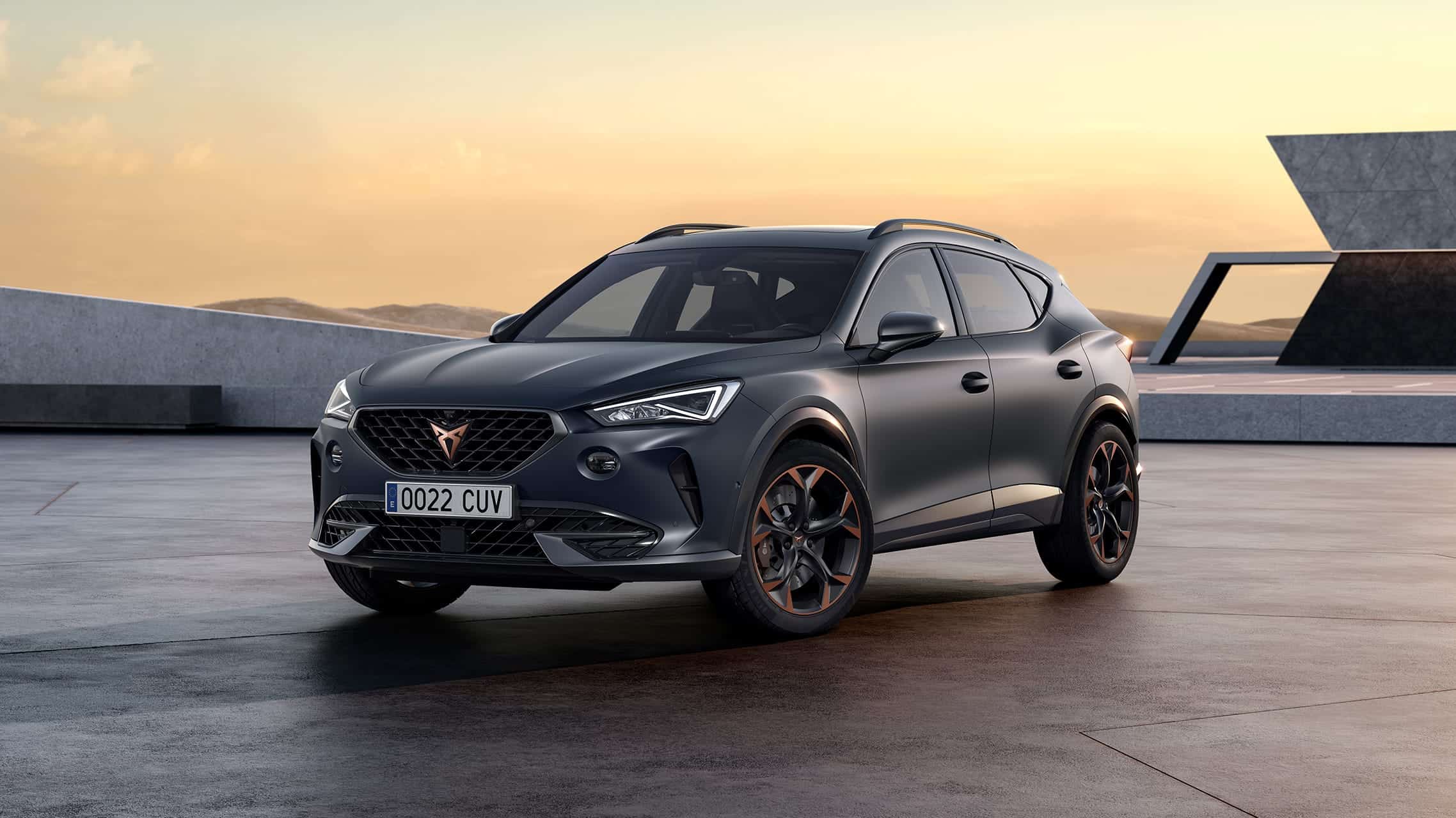 cupra formentor w matowym kolorze petrol blue  