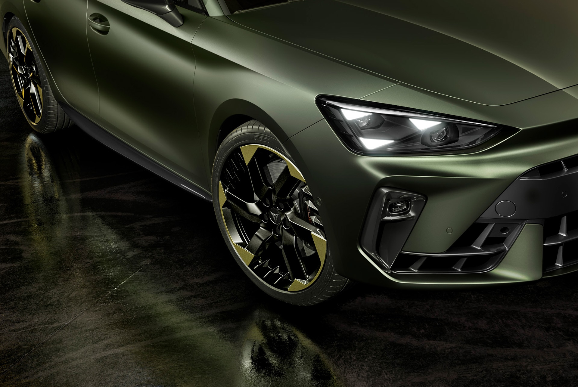 Zbliżenie na 19-calowe felgi aluminiowe w kolorze Sulphur, wyposażenie CUPRY Leon Sportstourer Tribe Edition.