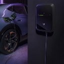 jak ładować CUPRĘ phev za pomocą ładowarki ściennej, ładowanie modelu CUPRA Tavascan w domu